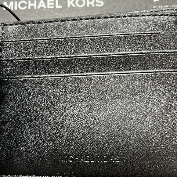 Michael Kors Men’s Slim Wallet - Picture 4 of 8